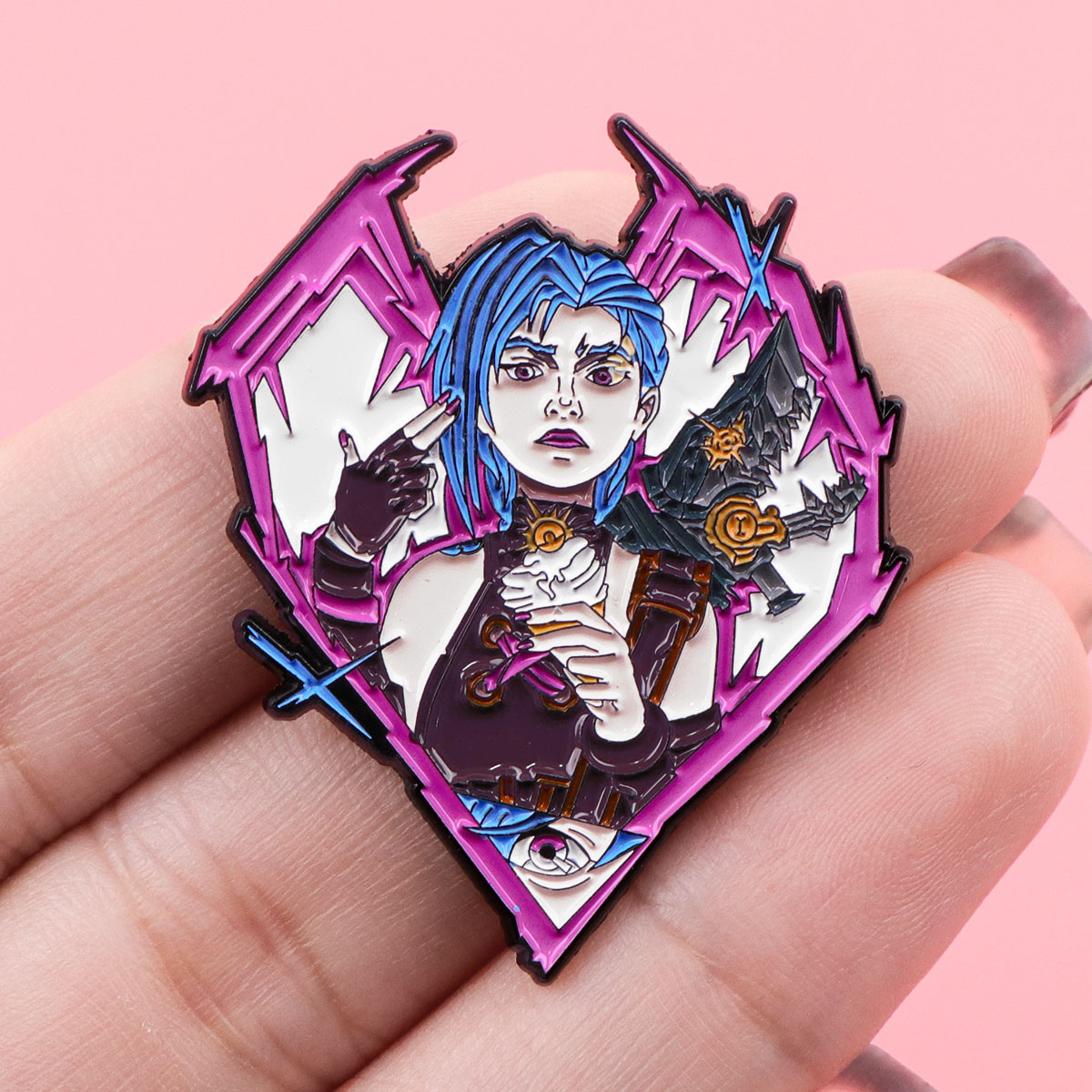 Pin Enamel Karakter Penjahat A - Anime Cosplay Girlfriend ulasan dan harga